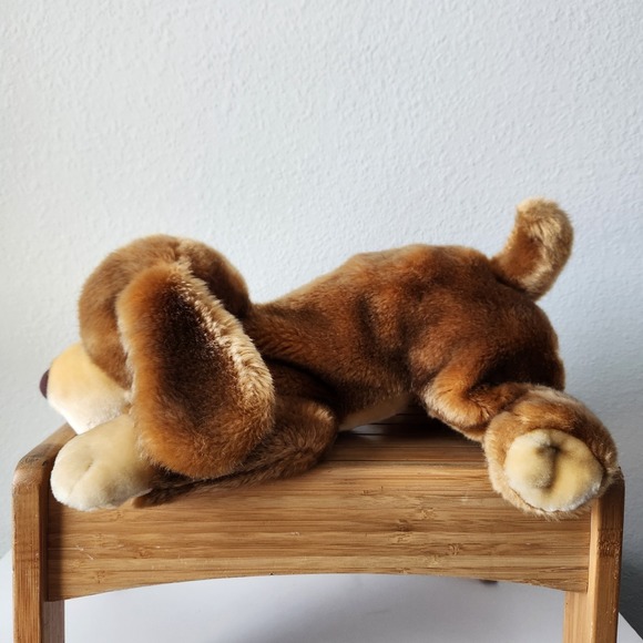 Vintage 2000 Toys R Us Animal Alley Laying Brown Darby Puppy Dog Large Plush 16" - Picture 2 of 11